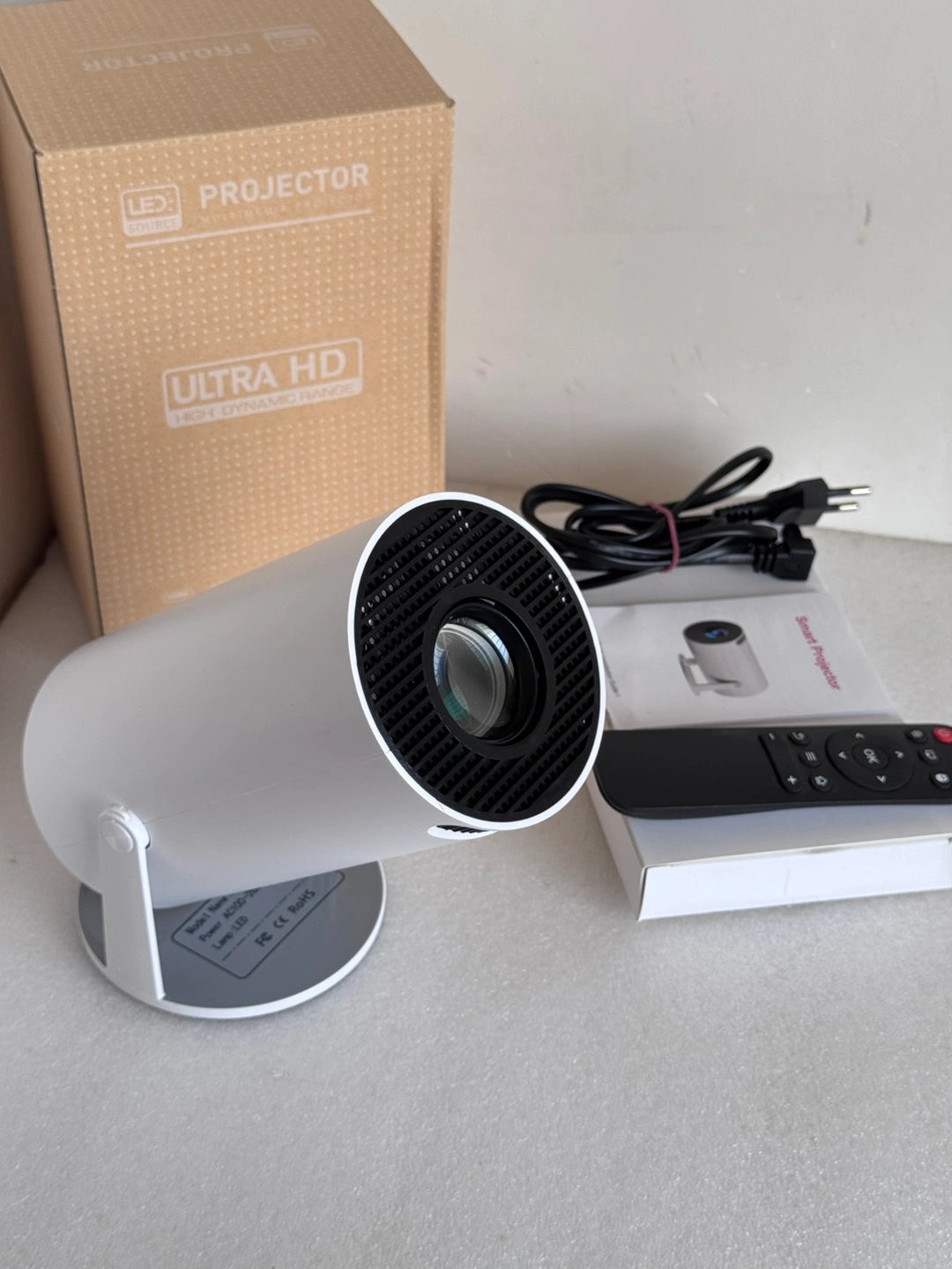 AuraCast – Compact Projector for Home & Beyond